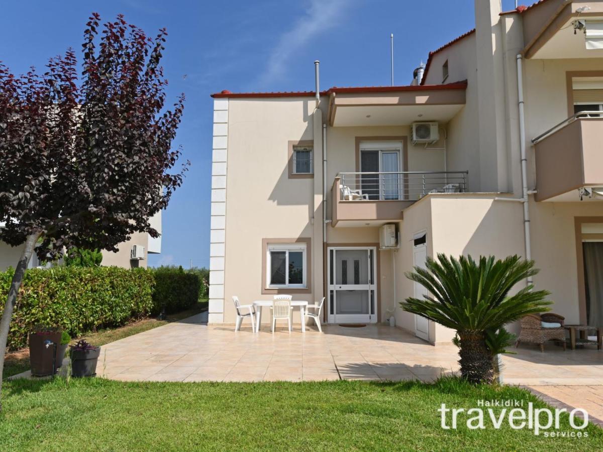 Villa Iris By Rentalspro Services - Agios Mamas Beach Eksteriør billede