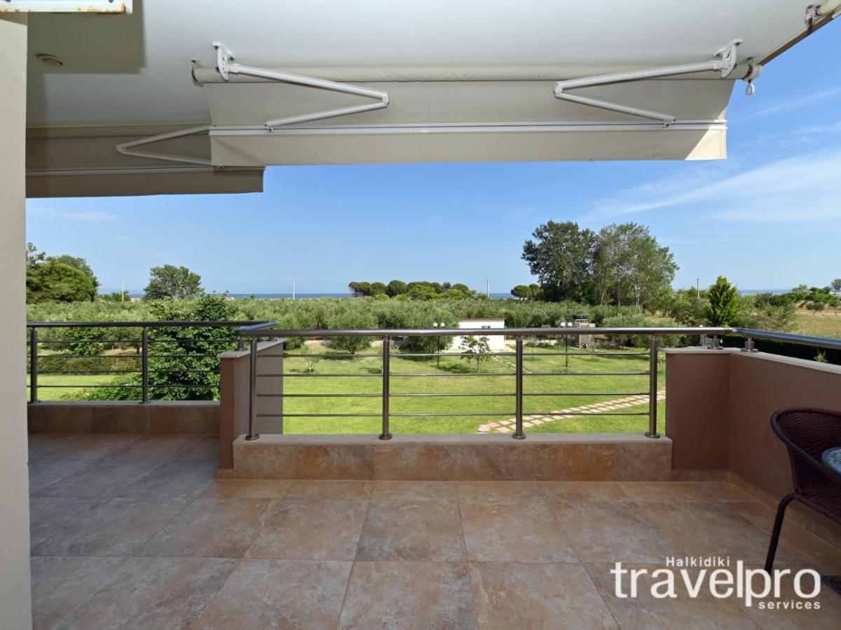 Villa Iris By Rentalspro Services - Agios Mamas Beach Eksteriør billede