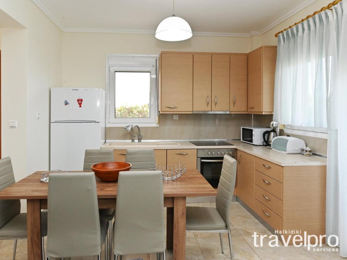 Villa Iris By Rentalspro Services - Agios Mamas Beach Eksteriør billede