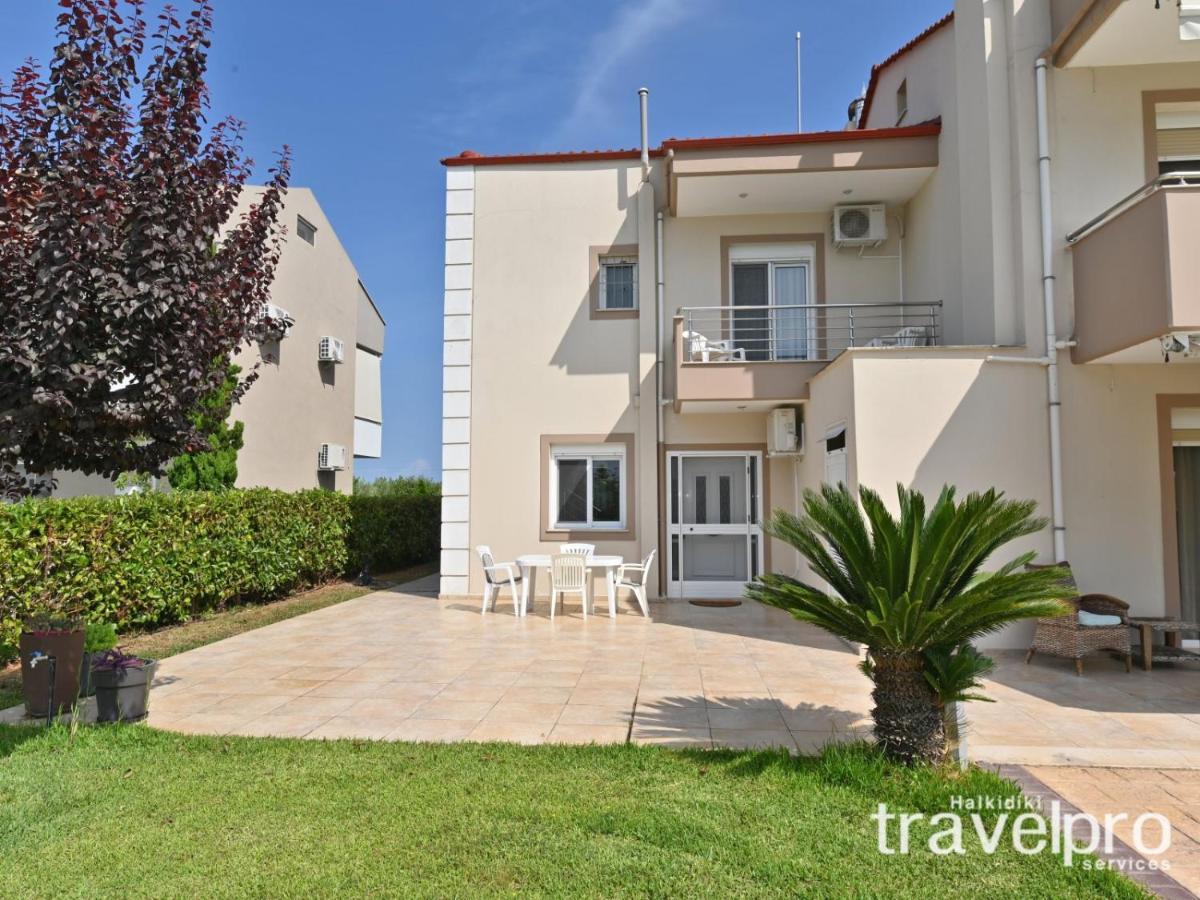 Villa Iris By Rentalspro Services - Agios Mamas Beach Eksteriør billede