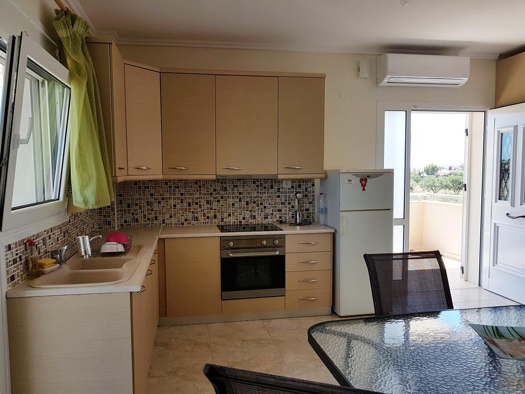 Villa Iris By Rentalspro Services - Agios Mamas Beach Eksteriør billede